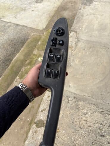 Kia rio polnu fulldu 4 padyomnik kilidine kimi hamsı usdunde verirem lalafo.az -da Kia rio polnu fulldu 4 padyomnik kilidine kimi hamsı usdunde verirem