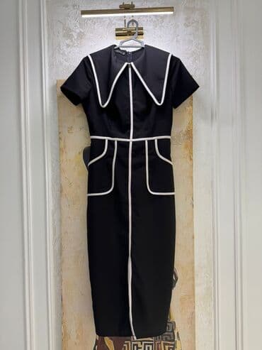 Paltarlar satılır. 1 dəfə geyinilib. 1) qara paltar M ölçü 50 azn 2) lalafo.az -da Paltarlar satılır. 1 dəfə geyinilib. 1) qara paltar M ölçü 50 azn 2)