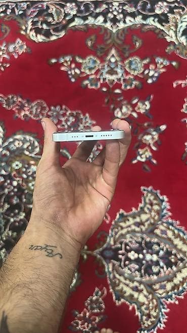 IPhone 13, 128 GB, Ağ, Face ID lalafo.az -da IPhone 13, 128 GB, Ağ, Face ID