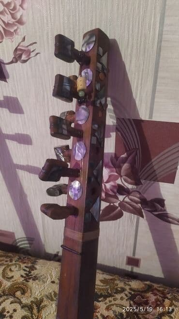 Kamança: Saz tam işlək vəziyyətdədir
sinə yaxşı işləyir lalafo.az -da — 3 Kamança: Saz tam işlək vəziyyətdədir
sinə yaxşı işləyir — 3