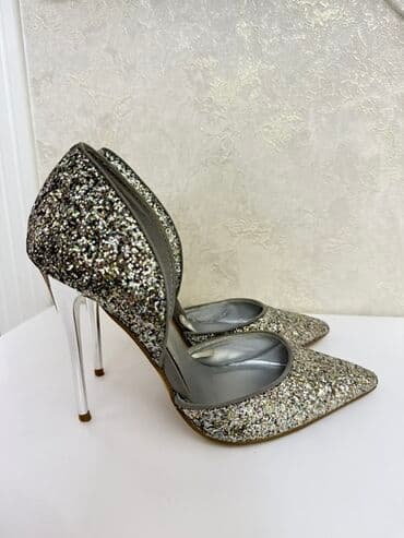 Avstriyadan alinib
38 razmer lalafo.az -da Avstriyadan alinib
38 razmer