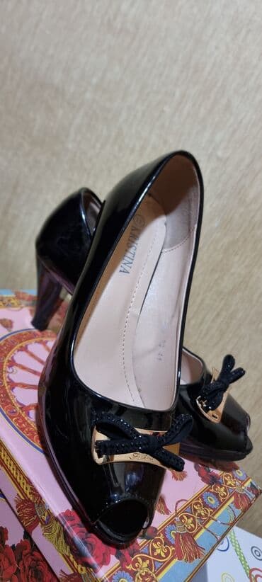 Tuflilər, Ölçü: 40, rəng - Qara, Yeni lalafo.az -da Tuflilər, Ölçü: 40, rəng - Qara, Yeni