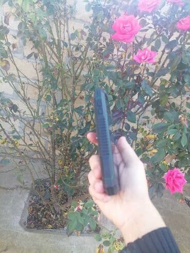 Salam telefon Land Rover Aftomobil zavoduna aid telefondur Rang Rover lalafo.az -da — 16 Salam telefon Land Rover Aftomobil zavoduna aid telefondur Rang Rover — 16