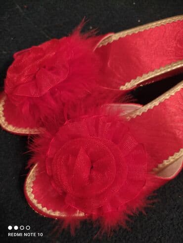 Tərliklər, Ölçü: 36.5, rəng - Qırmızı, Yeni lalafo.az -da Tərliklər, Ölçü: 36.5, rəng - Qırmızı, Yeni