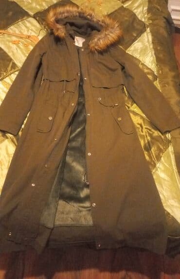 30 man satılır, 130 alınıb,2-3 defe geyinilib lalafo.az -da 30 man satılır, 130 alınıb,2-3 defe geyinilib