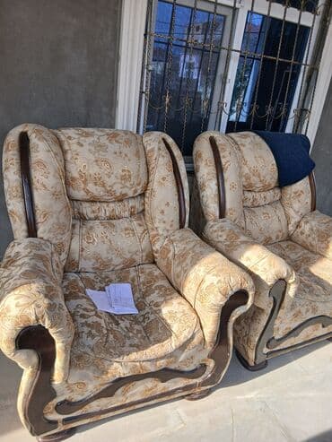 Salam kreslo satılır iki edetdir ikisi bir yerdə ucuz qiymətə satılır lalafo.az -da Salam kreslo satılır iki edetdir ikisi bir yerdə ucuz qiymətə satılır