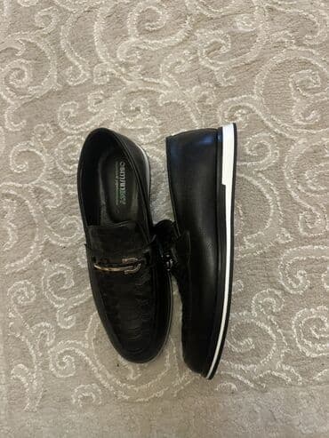 Məhsul: Kişi loafer ayaqqabısı - Rəng: qara - Üst material: hamar lalafo.az -da Məhsul: Kişi loafer ayaqqabısı - Rəng: qara - Üst material: hamar