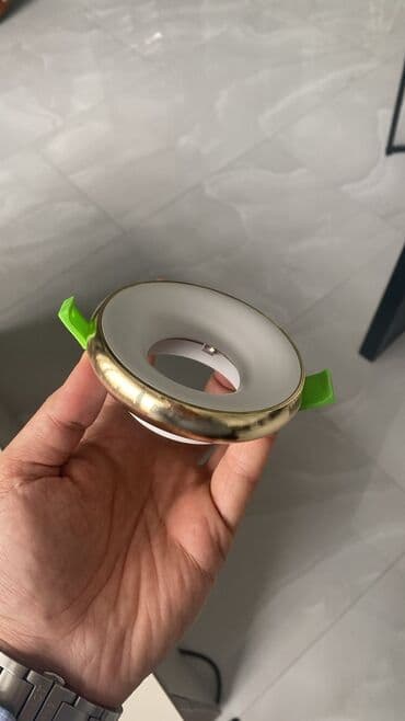 Tavan üçün spot lampalar üçün korpuslar (downlight çərçivələri) - lalafo.az -da — 2 Tavan üçün spot lampalar üçün korpuslar (downlight çərçivələri) - — 2