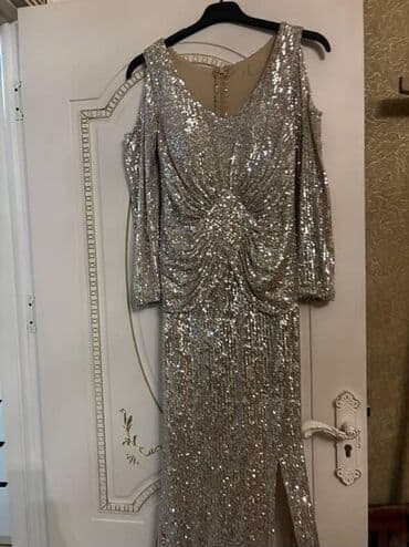 40man satiram m--L razmer,1 defe toya geyinilib,(150 man âlmisam) lalafo.az -da 40man satiram m--L razmer,1 defe toya geyinilib,(150 man âlmisam)