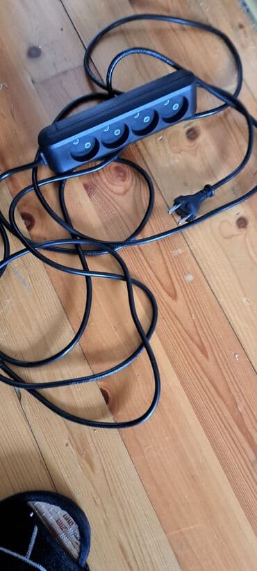 Yeni, Uzadıcı, Ünvandan götürmə lalafo.az -da Yeni, Uzadıcı, Ünvandan götürmə