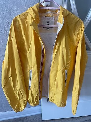 Teze vetrofka kurtka 14 yaş,unisex 15 m satıır,hemde yağışdan lalafo.az -da Teze vetrofka kurtka 14 yaş,unisex 15 m satıır,hemde yağışdan
