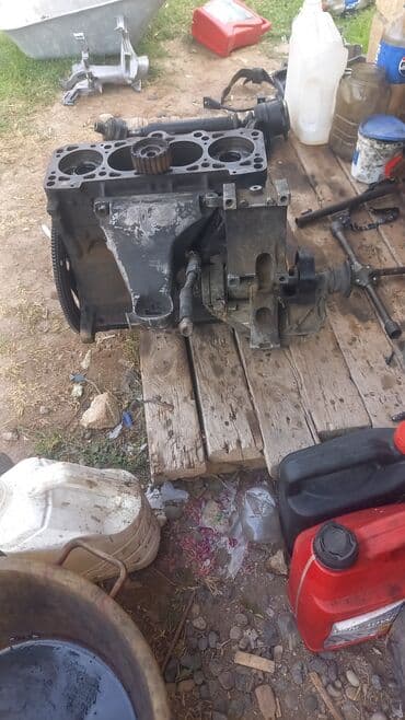 Компрессоры: 80, 2 л, Бензин, 1995 г., Оригинал, Б/у at lalafo.az — 4 Компрессоры: 80, 2 л, Бензин, 1995 г., Оригинал, Б/у — 4