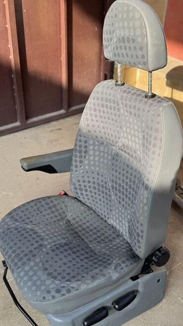 Sürücü oturacağı, Qızdırıcısız, Ford Transit, İşlənmiş lalafo.az -da Sürücü oturacağı, Qızdırıcısız, Ford Transit, İşlənmiş