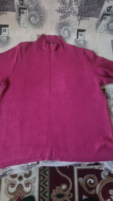 Qadın trikotaj bluz – alçaq boğazlı, qısaqollu model - Rəng: tünd lalafo.az -da Qadın trikotaj bluz – alçaq boğazlı, qısaqollu model - Rəng: tünd