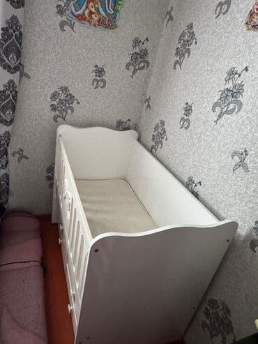 Oğlan və qız üçün, İşlənmiş, Dördbucaq, Beşik, Dəst ilə, Matras ilə, Yellənmə mexanizmsiz lalafo.az -da Oğlan və qız üçün, İşlənmiş, Dördbucaq, Beşik, Dəst ilə, Matras ilə, Yellənmə mexanizmsiz