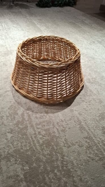 Yolka altlığıdır, yeni alınıb razmer uyğun olmadığı üçün 30 AZNe lalafo.az -da Yolka altlığıdır, yeni alınıb razmer uyğun olmadığı üçün 30 AZNe