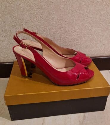 Ölçü: 38, rəng - Qırmızı, İşlənmiş lalafo.az -da Ölçü: 38, rəng - Qırmızı, İşlənmiş