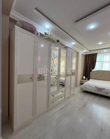 Yataq otağı mebel Təzə mebeldir, 1 il istifadə olunub, sadəcə yerimiz lalafo.az -da Yataq otağı mebel Təzə mebeldir, 1 il istifadə olunub, sadəcə yerimiz