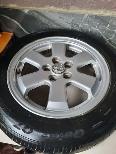 Toyota orijinal yüngül lehimli disk və şin komplekti - Disk: Toyota lalafo.az -da Toyota orijinal yüngül lehimli disk və şin komplekti - Disk: Toyota