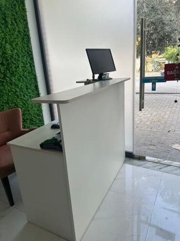 Mağaza mebeli, şkaflar, rəflər, stendlər və kassa stolu. 14’000 manata at lalafo.az — 5 Mağaza mebeli, şkaflar, rəflər, stendlər və kassa stolu. 14’000 manata — 5