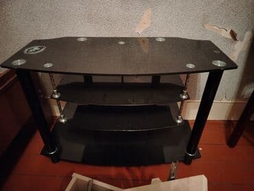 Yeni, Düz TV altlığı, Polkalı, Şüşəli lalafo.az -da Yeni, Düz TV altlığı, Polkalı, Şüşəli