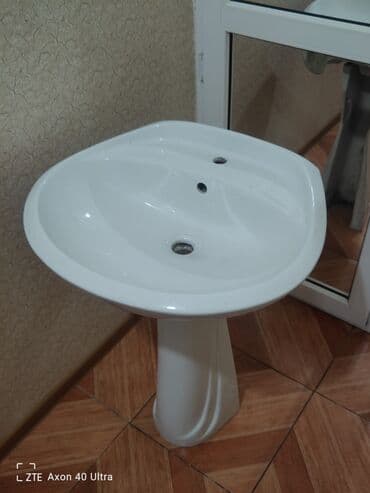 Tulpan soldan saga eni 23.5 sm qarsisinda dayananda 19.6 sm lalafo.az -da Tulpan soldan saga eni 23.5 sm qarsisinda dayananda 19.6 sm