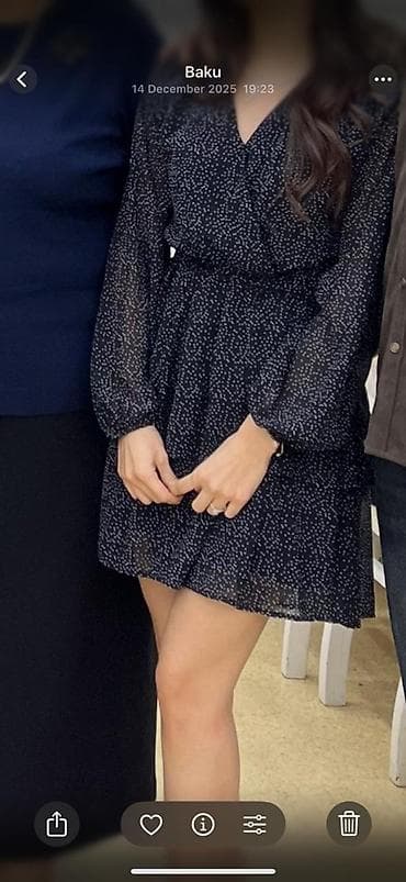 S razmer 40 azn lalafo.az -da S razmer 40 azn