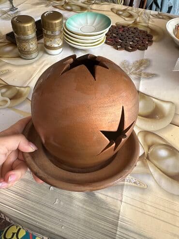 Saxsı şamdan. Suvenir kimi satılır. İçinə şam qoyulur. Buxur da qoymaq lalafo.az -da Saxsı şamdan. Suvenir kimi satılır. İçinə şam qoyulur. Buxur da qoymaq