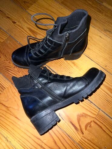 Ölçü: 36.5, rəng - Qara, İşlənmiş lalafo.az -da Ölçü: 36.5, rəng - Qara, İşlənmiş