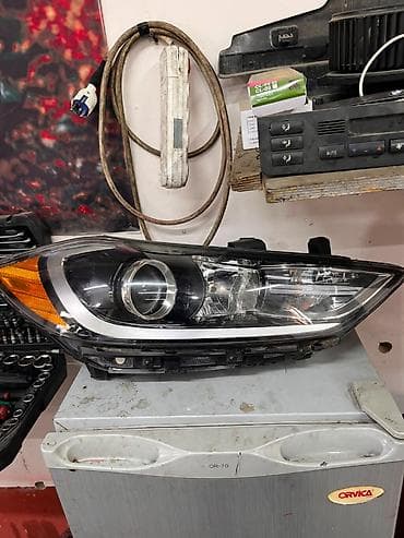 Hyundai Elantra üçün orijinal sağ fara (F2). Uyğunluq: Elantra at lalafo.az Hyundai Elantra üçün orijinal sağ fara (F2). Uyğunluq: Elantra