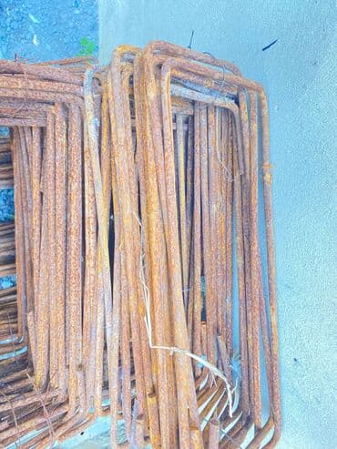 Mismarlar, şuruplar: 8lik katinkadan yığılıb xamutlar. 400 ədəd 40*15 var, 250 ədəd 30*15 lalafo.az -da — 2 Mismarlar, şuruplar: 8lik katinkadan yığılıb xamutlar. 400 ədəd 40*15 var, 250 ədəd 30*15 — 2