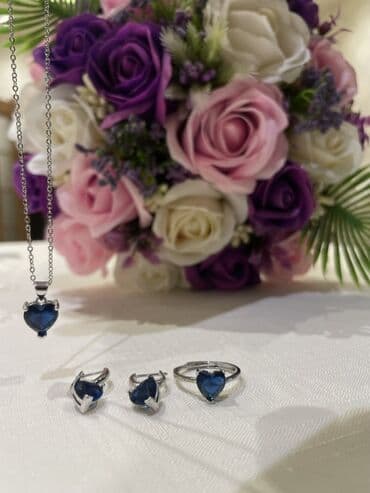 Цепочки: Zərgərlik dəsti – gümüş rəngli metalda ürək formalı qaşlarla Tərkib at lalafo.az — 1 Цепочки: Zərgərlik dəsti – gümüş rəngli metalda ürək formalı qaşlarla Tərkib — 1