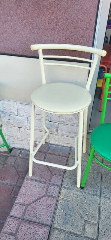 Metall bar taburesi – krem rəngdə - Material: möhkəm metal karkas - lalafo.az -da Metall bar taburesi – krem rəngdə - Material: möhkəm metal karkas -