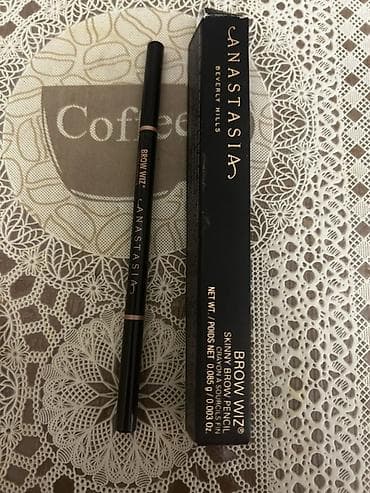 Anastasia Beverly Hills Brow Wiz Dark Brown. Sephoradan alinib.İnvoys lalafo.az -da Anastasia Beverly Hills Brow Wiz Dark Brown. Sephoradan alinib.İnvoys