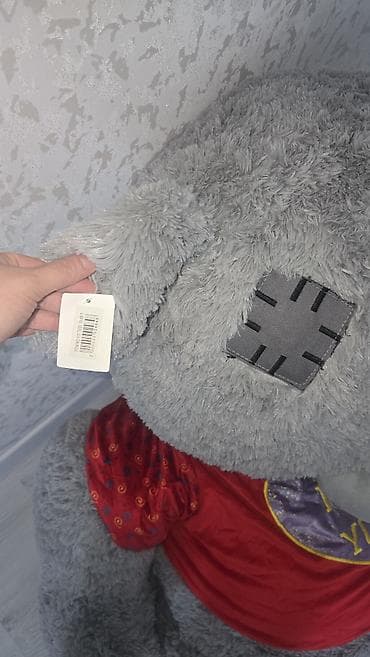 Teddy ayı satılır.etiketi üzerindedi uşağa hediyye alınıb istifade lalafo.az -da Teddy ayı satılır.etiketi üzerindedi uşağa hediyye alınıb istifade