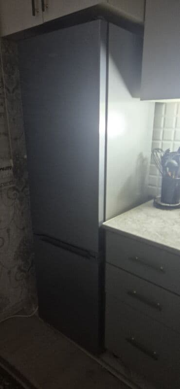 Сепараторы: İki qapılı, aşağıdan donduruculu soyuducu 380 azn saz at lalafo.az — 2 Сепараторы: İki qapılı, aşağıdan donduruculu soyuducu 380 azn saz — 2