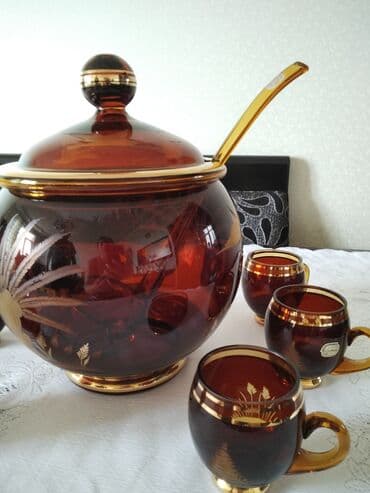 Qəhvəyi şüşədən dekorativ punch/kompot dəsti - Komplekt: böyük qab lalafo.az -da Qəhvəyi şüşədən dekorativ punch/kompot dəsti - Komplekt: böyük qab