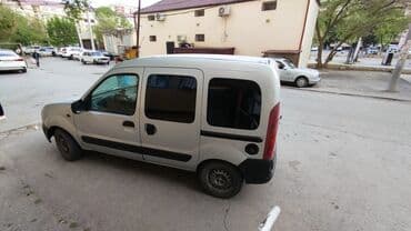 Renault Kangoo: 1.2 l | 2002 il 300 km Sedan lalafo.az -da Renault Kangoo: 1.2 l | 2002 il 300 km Sedan
