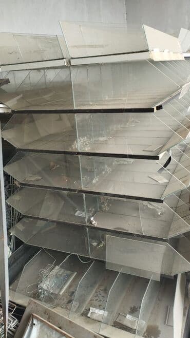 Şüşə vitrin və bölməli rəf sistemi Hissəli formada da ala bilərsiz lalafo.az -da Şüşə vitrin və bölməli rəf sistemi Hissəli formada da ala bilərsiz