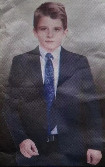 Аниматоры: Məhsul: Oğlan uşaqları üçün klassik kostyum dəsti Təsvir: - Rəng at lalafo.az — 2 Аниматоры: Məhsul: Oğlan uşaqları üçün klassik kostyum dəsti Təsvir: - Rəng — 2