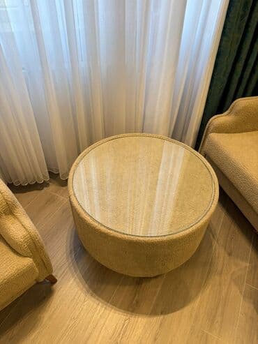 Divan, Jurnal masası lalafo.az -da Divan, Jurnal masası