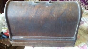 Singer tikiş maşını.1904 -cü il ictehsalı.Üstündə seriya nömrəsi lalafo.az -da Singer tikiş maşını.1904 -cü il ictehsalı.Üstündə seriya nömrəsi