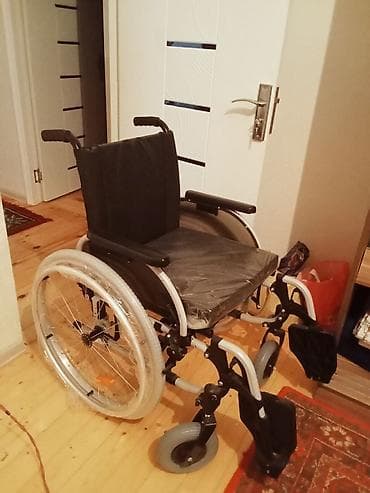 Universal əlil arabası – yığılabilir, yüngül konstruksiyalı model - lalafo.az -da Universal əlil arabası – yığılabilir, yüngül konstruksiyalı model -