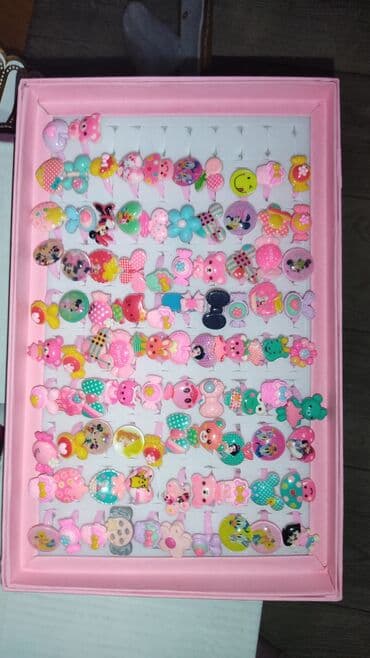 Qiz usaqlari ucun bezekli uzukler. Denesi 0.50qepik lalafo.az -da Qiz usaqlari ucun bezekli uzukler. Denesi 0.50qepik