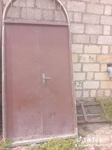 Ikinci el Darvazalar seyf qapilar taxta sifer alqi ve satqisi qapilar lalafo.az -da — 11 Ikinci el Darvazalar seyf qapilar taxta sifer alqi ve satqisi qapilar — 11