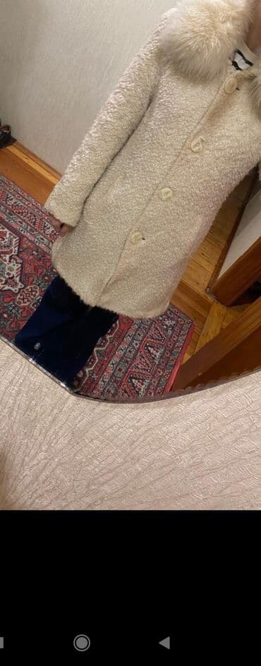 Palto. Yaxsi vəziyyətdədi lalafo.az -da Palto. Yaxsi vəziyyətdədi