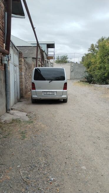 Mercedes-Benz Vito miniven Xüsusiyyətlər: - Kuzov: gümüşü rəng, 5 lalafo.az -da Mercedes-Benz Vito miniven Xüsusiyyətlər: - Kuzov: gümüşü rəng, 5