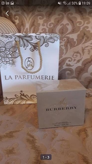 250 azn lux orijinal etir👍👍🥰🥰mukemmel qoxusu qaliciliqi.Qiymeti 519 lalafo.az -da 250 azn lux orijinal etir👍👍🥰🥰mukemmel qoxusu qaliciliqi.Qiymeti 519