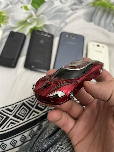 Telefonlar satılır altı ədəddir lalafo.az -da Telefonlar satılır altı ədəddir