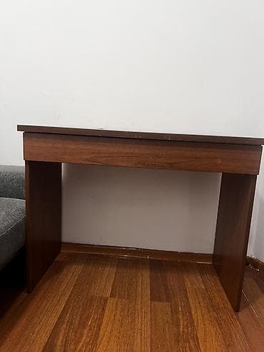Mebel: Kompakt yazı/konsole masası - Material: MDF/LDSP əsaslı, qoz lalafo.az -da Mebel: Kompakt yazı/konsole masası - Material: MDF/LDSP əsaslı, qoz